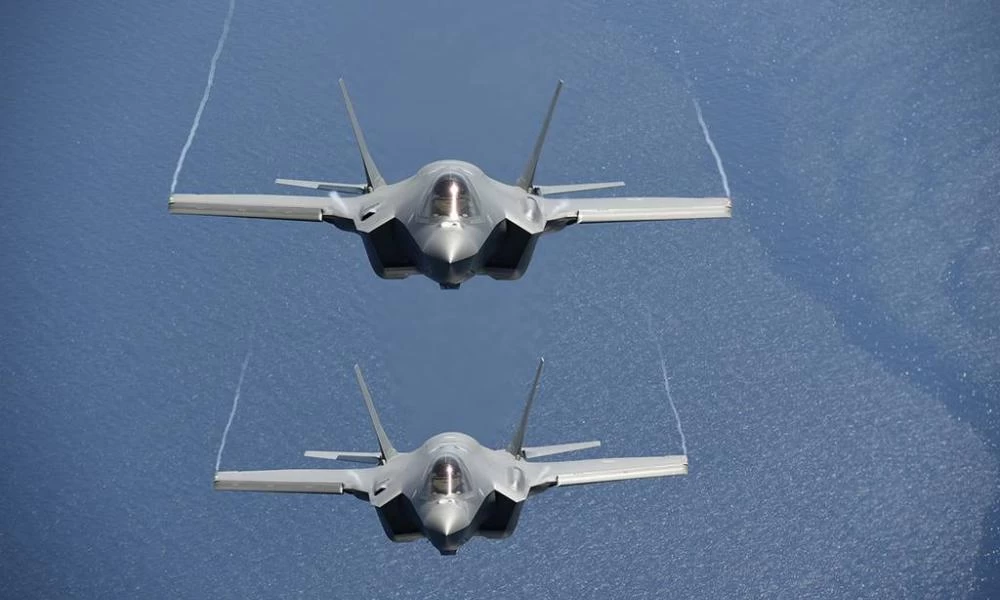 Σχίζουν τον αέρα τα Ιταλικά Πολεμικά αεροσκάφη F-35A Stealth Fighters (ΒΙΝΤΕΟ)